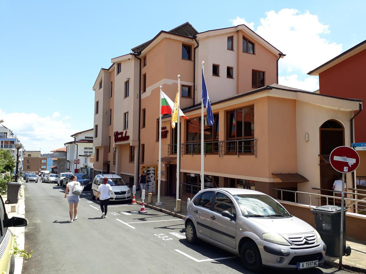 Chuchulev Hotel